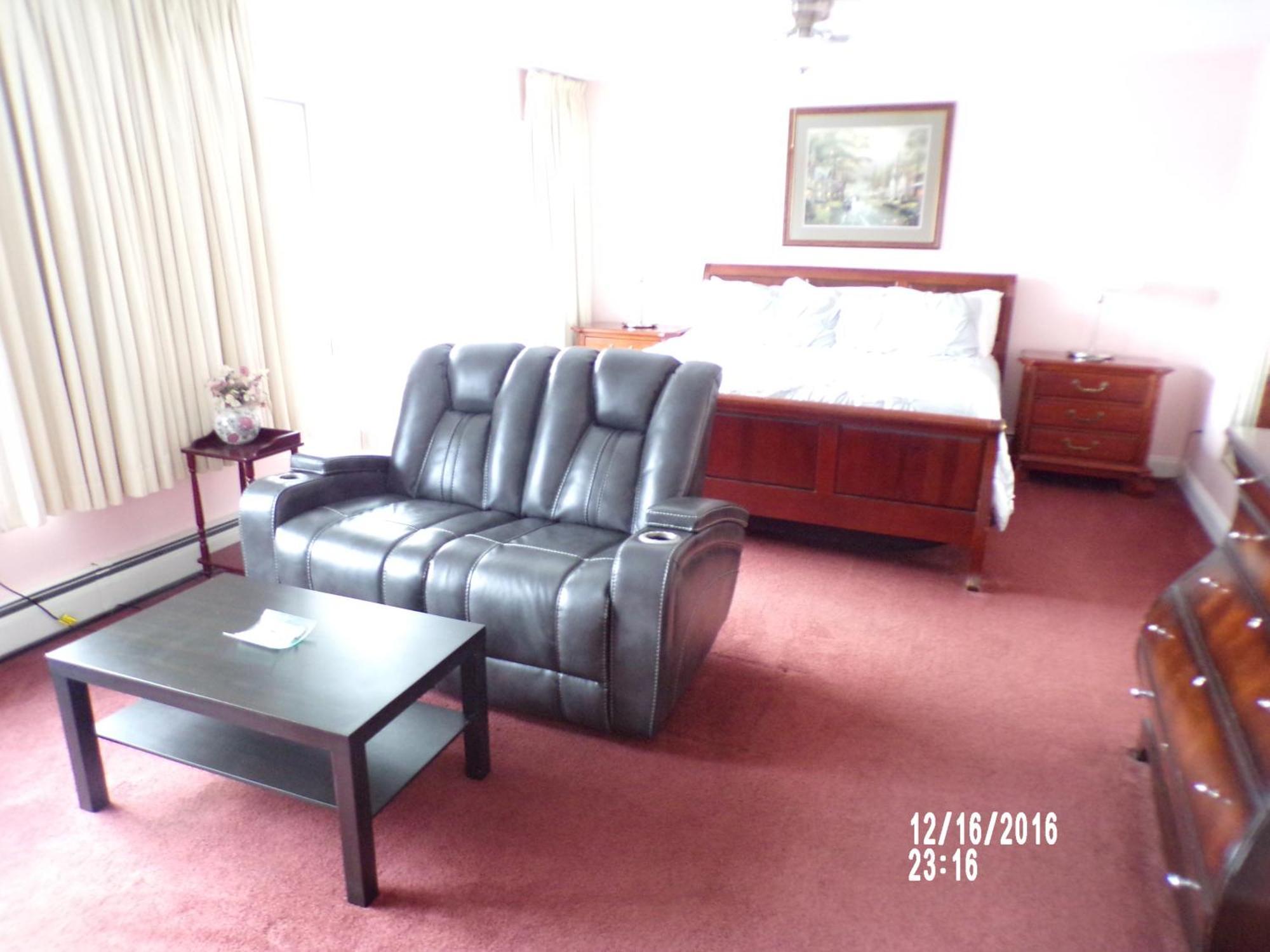 Longhouse Manor B&B Watkins Glen Bagian luar foto